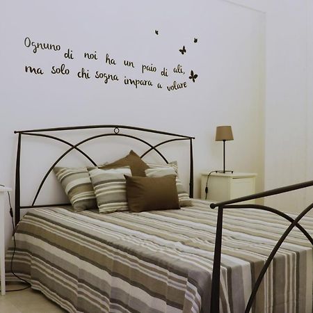 A Casuccia Apartment โมโนโปลี ภายนอก รูปภาพ
