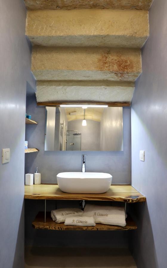 A Casuccia Apartment โมโนโปลี ภายนอก รูปภาพ