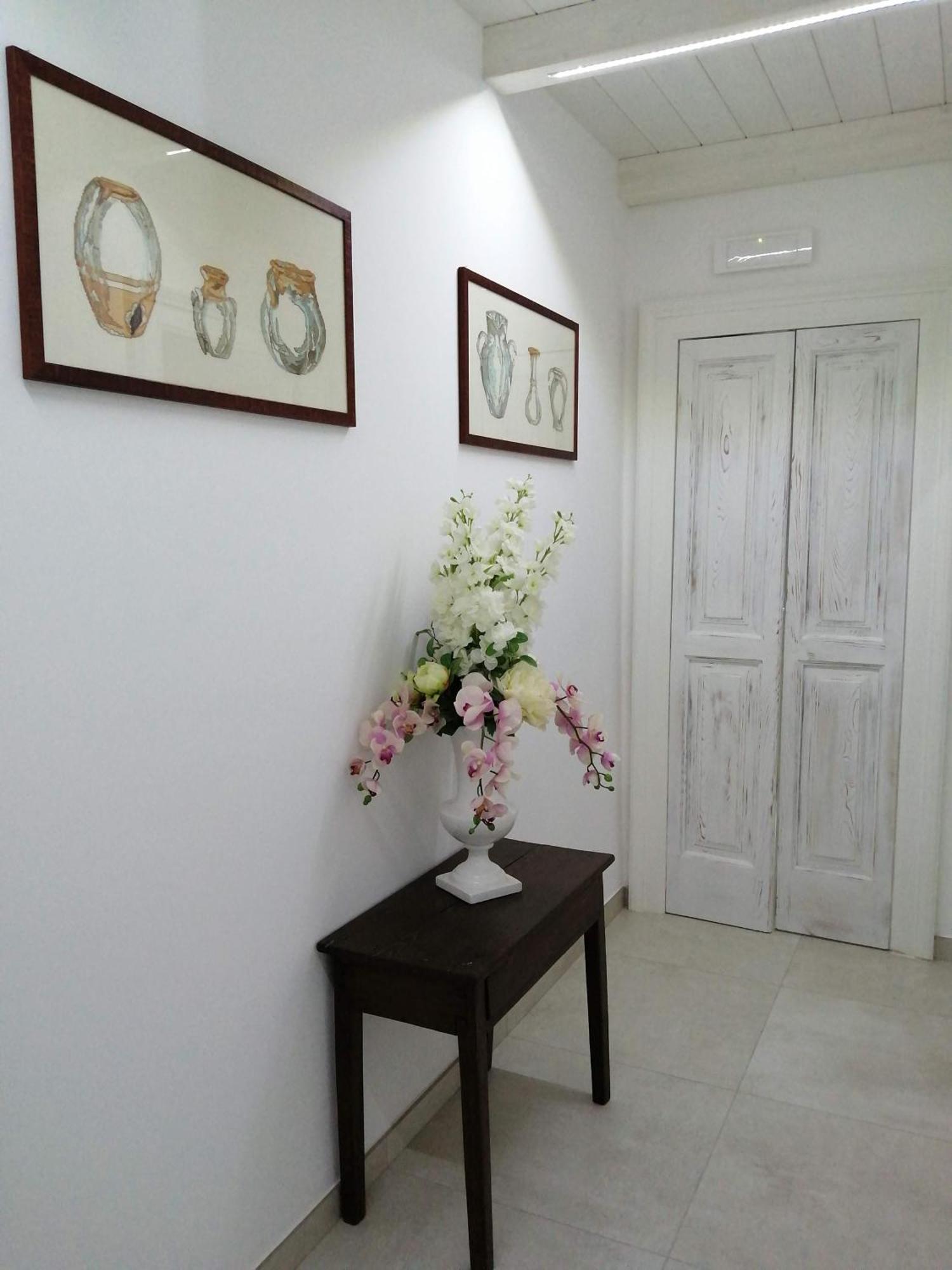 A Casuccia Apartment โมโนโปลี ภายนอก รูปภาพ